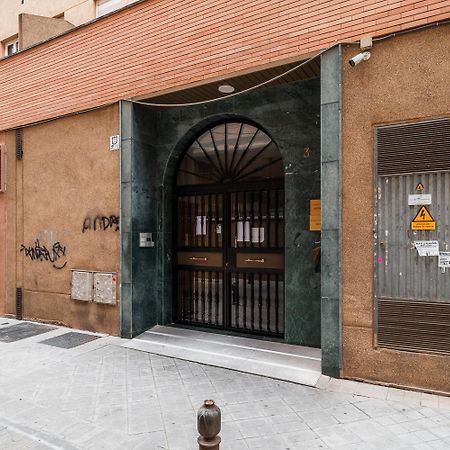 Appartamento Tuguest Station With Parking Granada Esterno foto