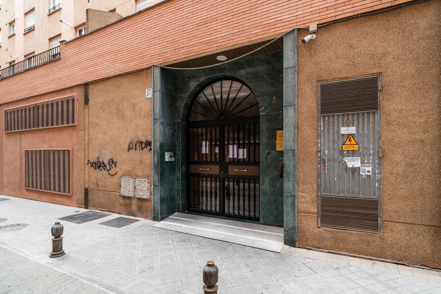 Appartamento Tuguest Station With Parking Granada Esterno foto